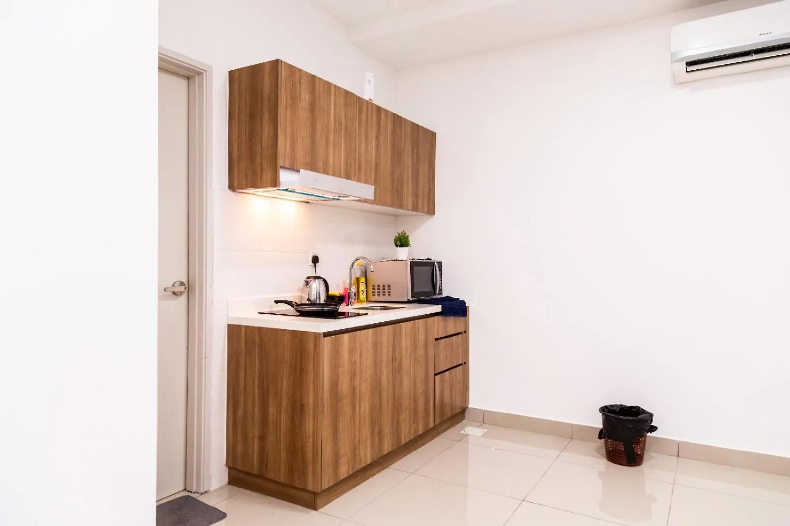 Studio Units At Pacific Tower Near Jaya One By Comfyasia 0*, Petaling Jaya